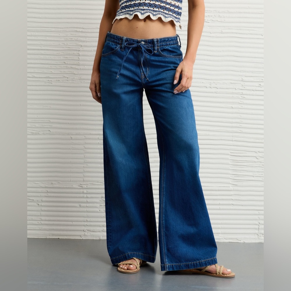 American Eagle Dreamy Drape Low Rise Ultra Wide-Leg Jeans